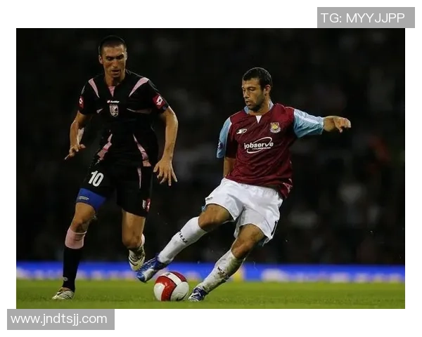 德云社足球球星的崛起与挑战 解读他们在绿茵场上的精彩表现与未来前景